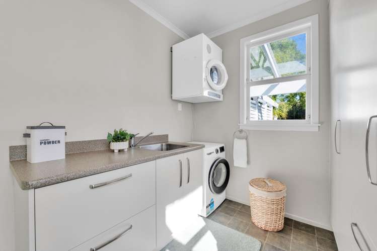 568 South Road Omata_24