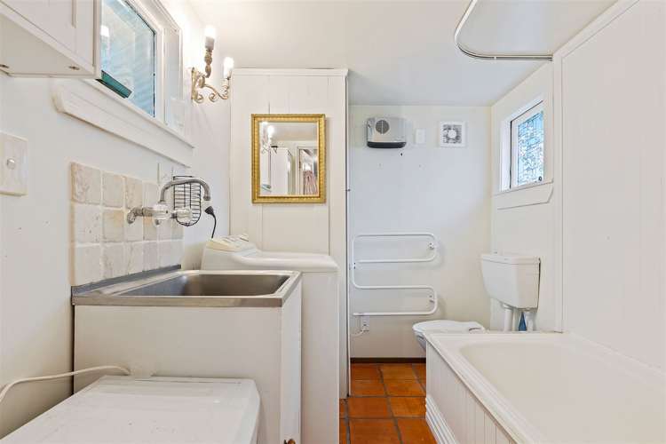 64 Sandwich Road Beckenham_16