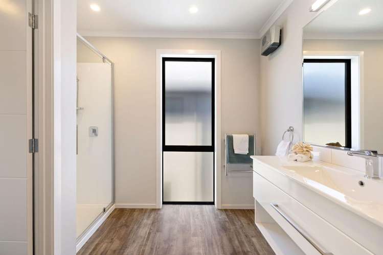 37 Peterley Road Lower Shotover_14