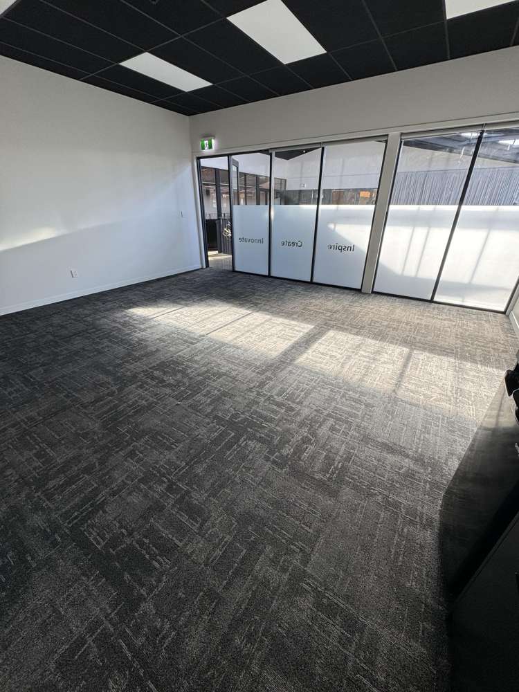 201-209 Queen Street East Hastings_2