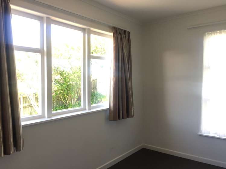 32 Kokiri Street Te Atatu South_11