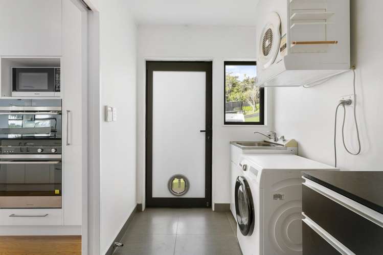 2 Pluto Place Beach Haven_30