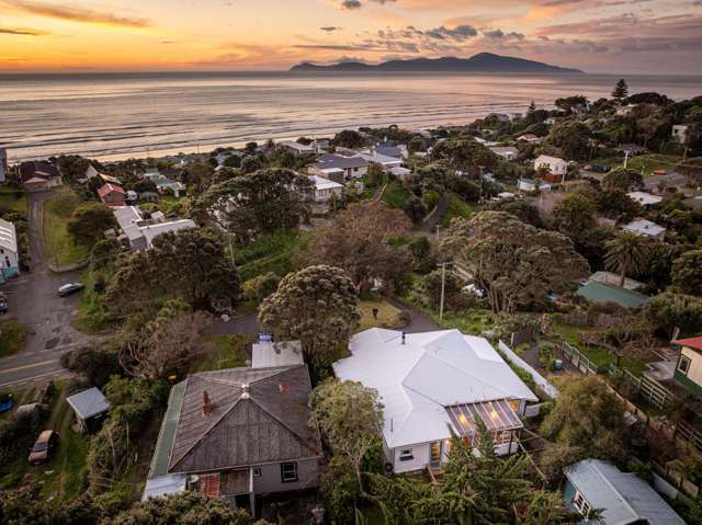 68 Wellington Road Paekakariki_3