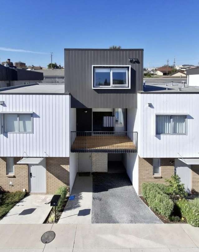 51 Ngae Place Mangere East_2