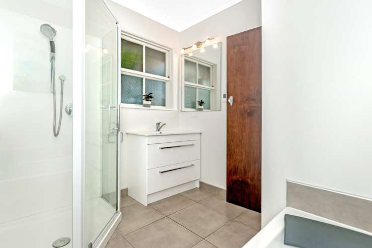 108 Rutene Road Kaiti_22