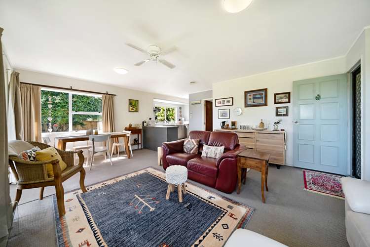 1/2 Wallace Road Ranui_10