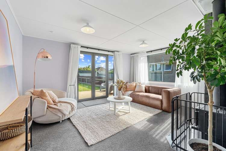 58 Conway Crescent Glengarry_11