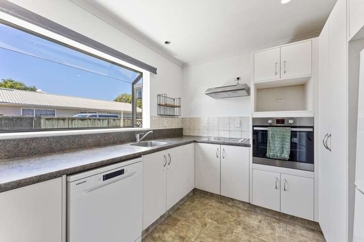 23 Charles Cross Street Longburn_7