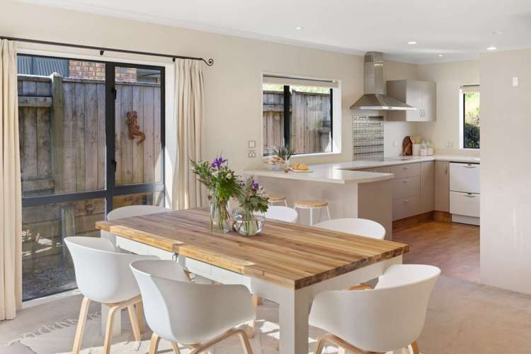 7 Sandy Lane Otamatea_6