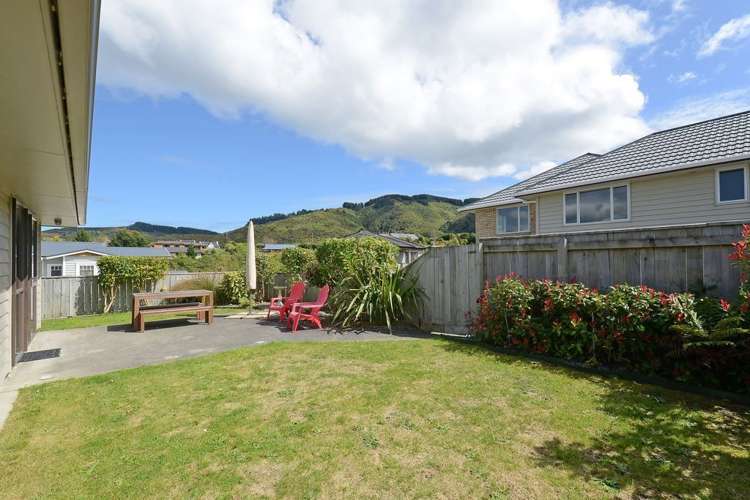 18 Ronald Scott Grove Riverstone Terraces_15