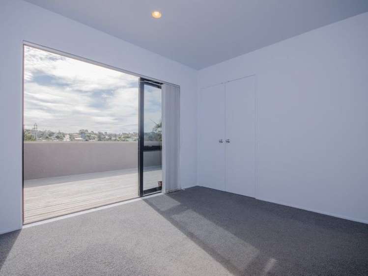 110 Frederick Street Hillsborough_11