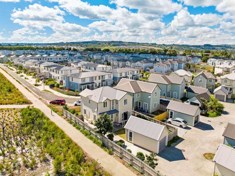 8 Saddleback Crescent Papakura_10