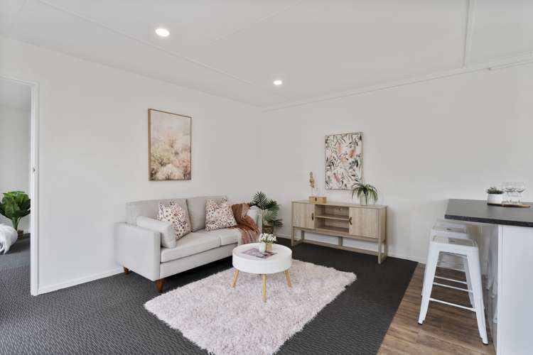 9 Old Coach Road Otaki Beach_18