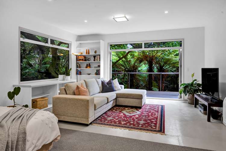 12 Leatham Avenue Strandon_21