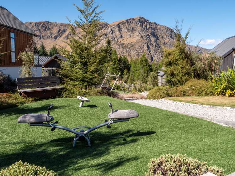 28/6 George Bullen Lane Arthurs Point_12