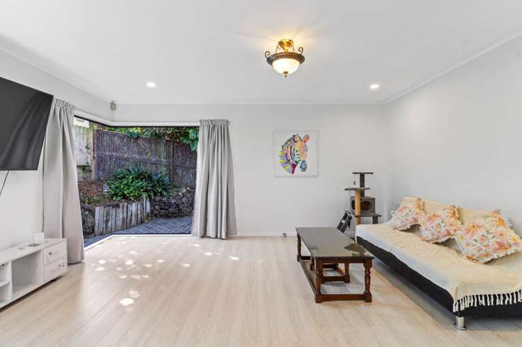 2/30 Eugenia Rise Totara Heights_10