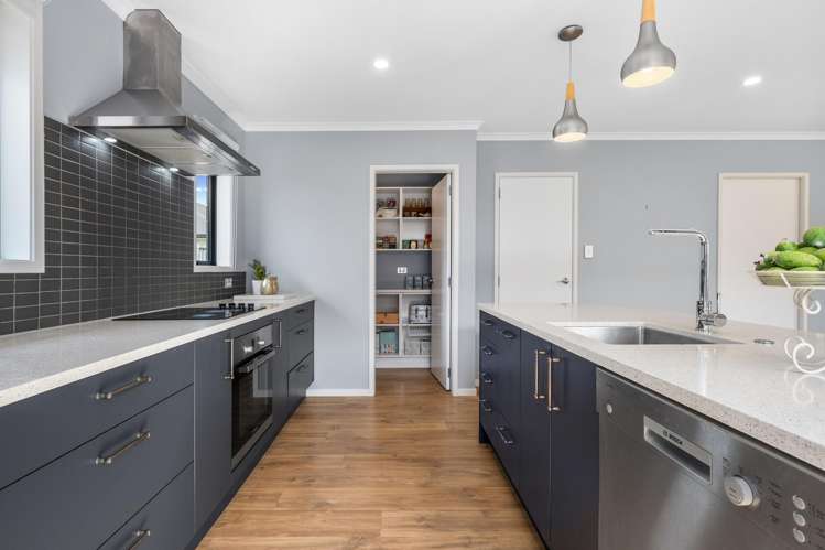 7 Te Ranga Memorial Drive Pyes Pa_6