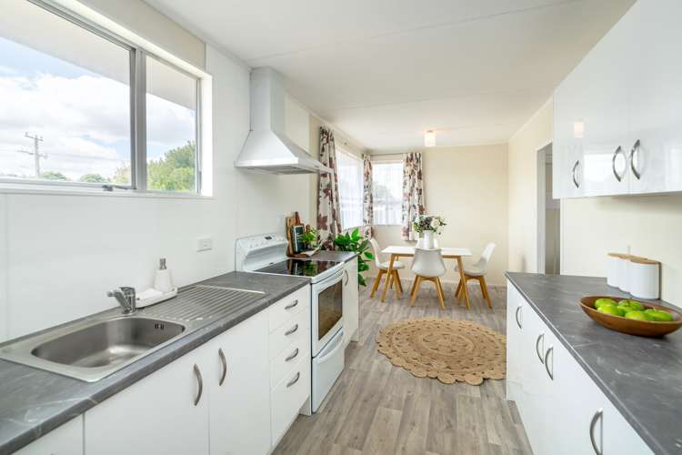 57 River Road Masterton_9