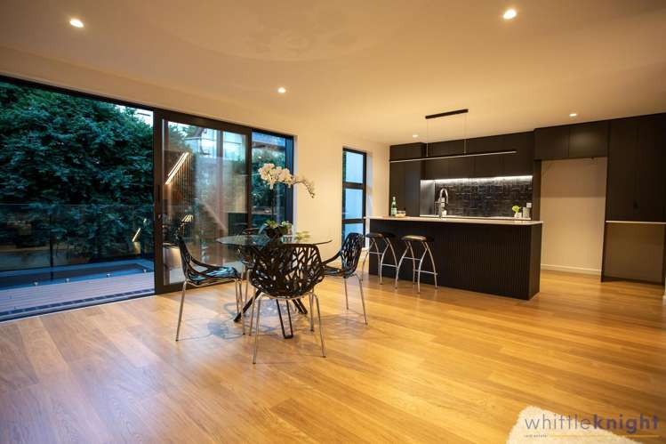 2/11 Carlton Mill Road_1