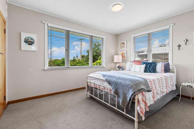 20B Murray Road Te Atatu Peninsula_9