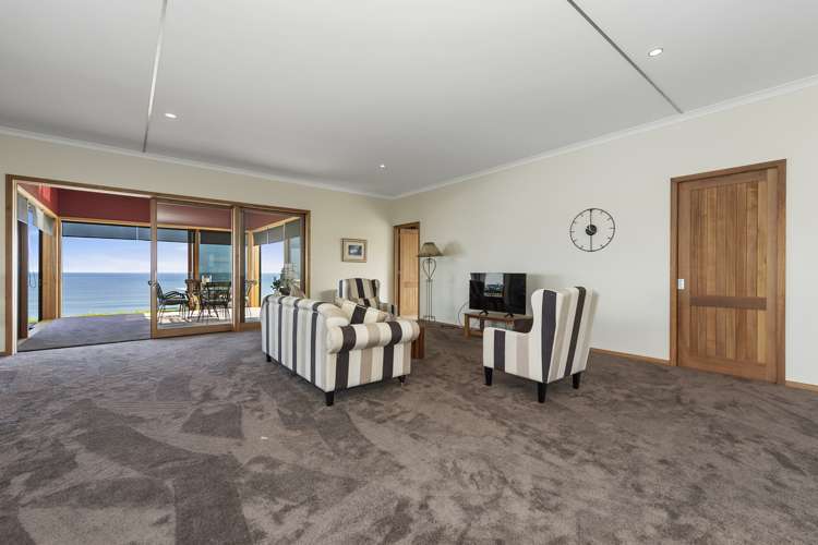 413 Fraser Smith Road Awakino_9