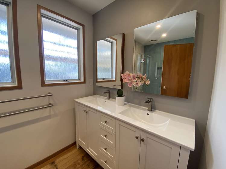 53 Chilcott Road Henderson_15