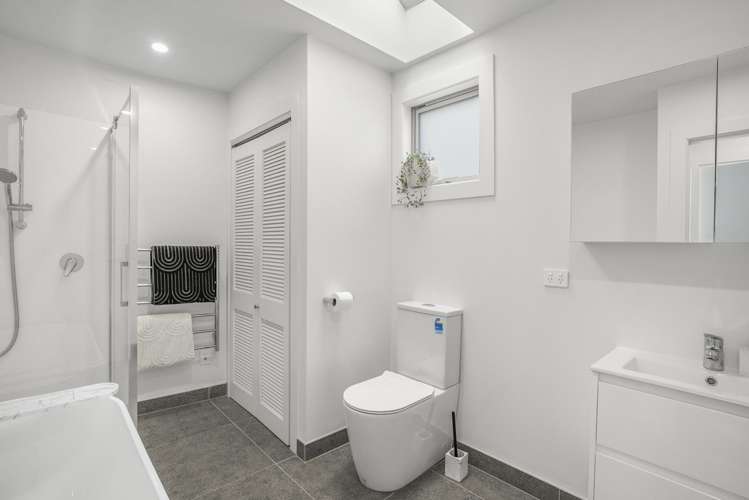 52B Durham Crescent Fairfield_15