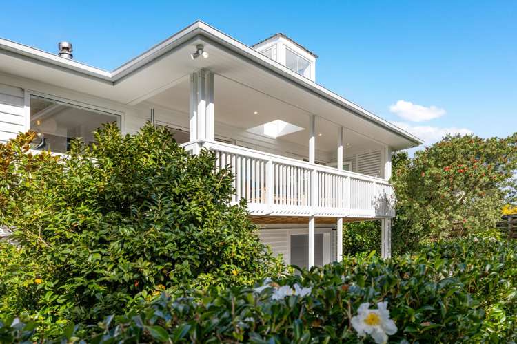 25 Riverside Drive Point Wells_23