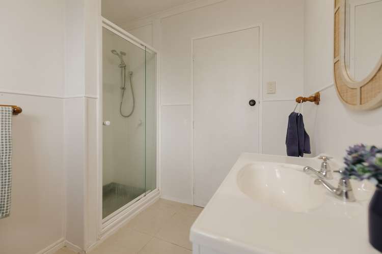 25 Mokau Place Terrace End_20