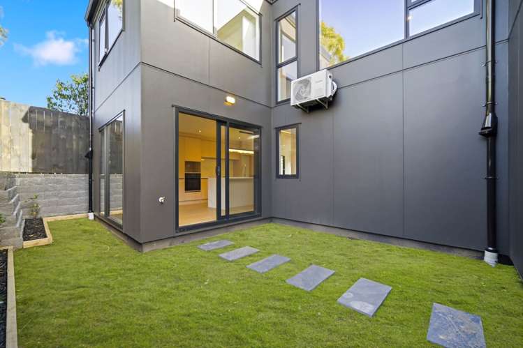 18 Sunnyhill Crescent Sunnyhills_19