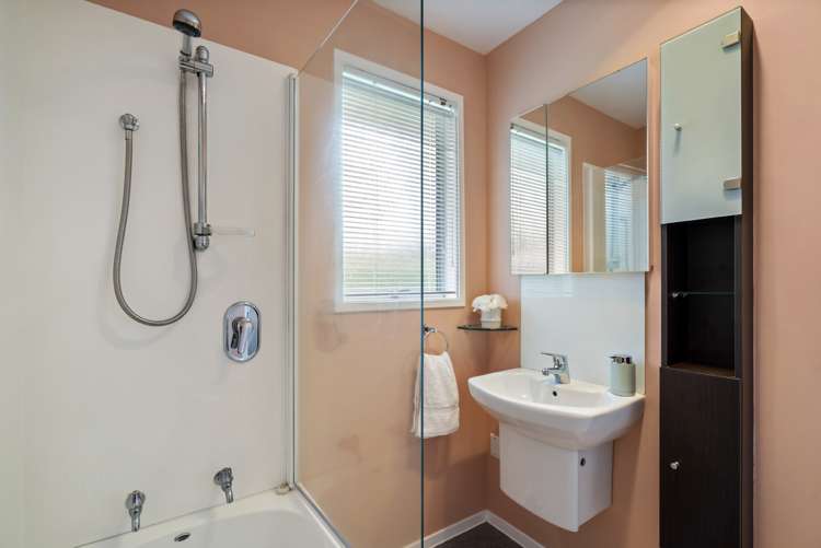 44 Gladys Avenue Glenfield_15