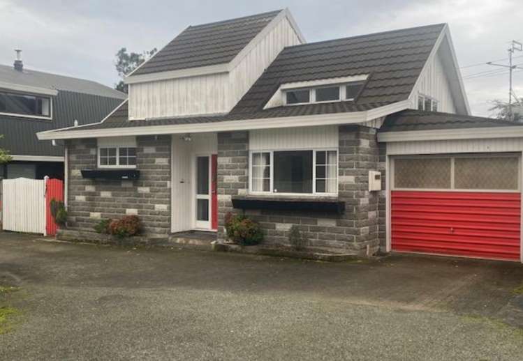 3/62a Tipahi Street Nelson South_1