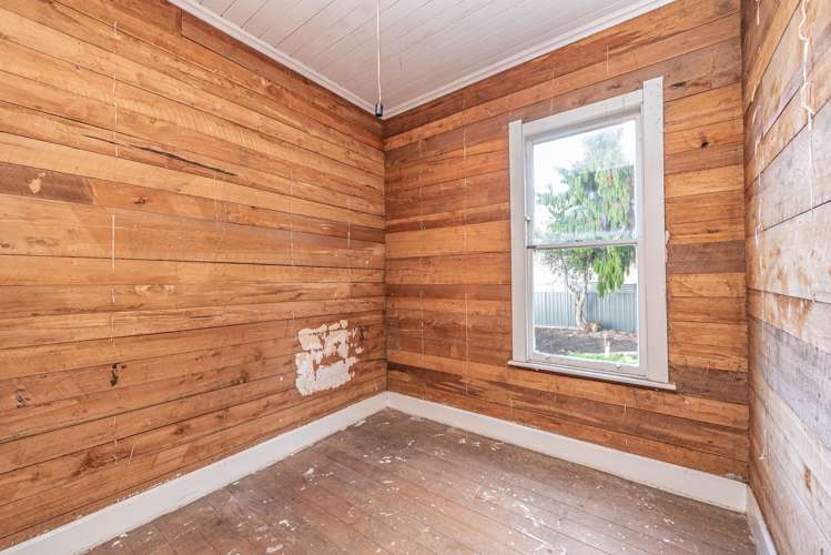 261 Somme Parade Aramoho_8