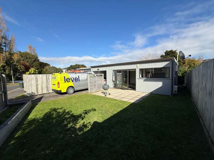 3/4 Cruickshank Crescent Meadowbank_7