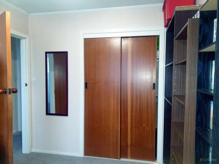 2/90 Avenue Road West End_8