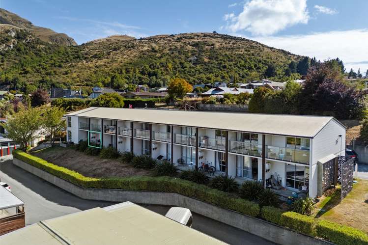 102/4 Lake Avenue Frankton_19