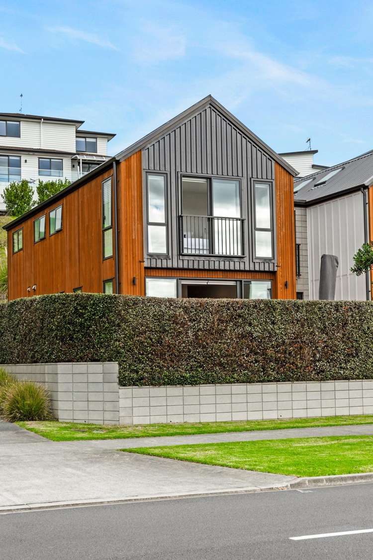 66 Arran Point Parade Orewa_23