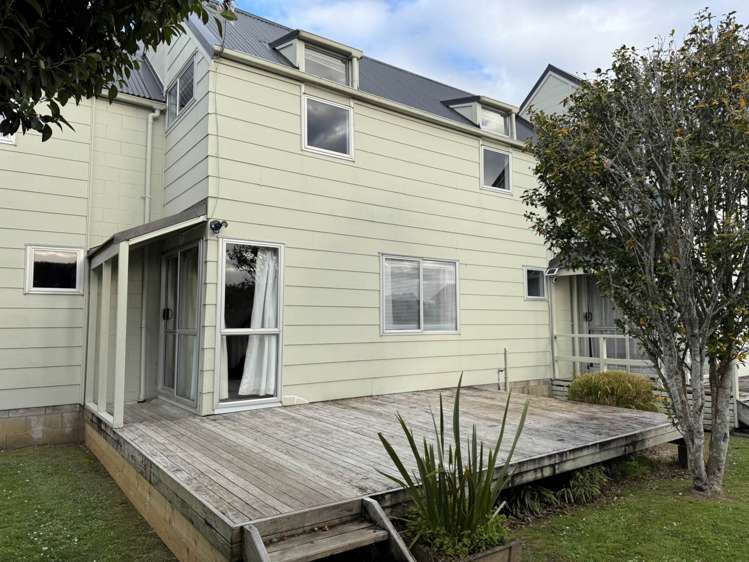 2/42 Fir Street Waterview_14