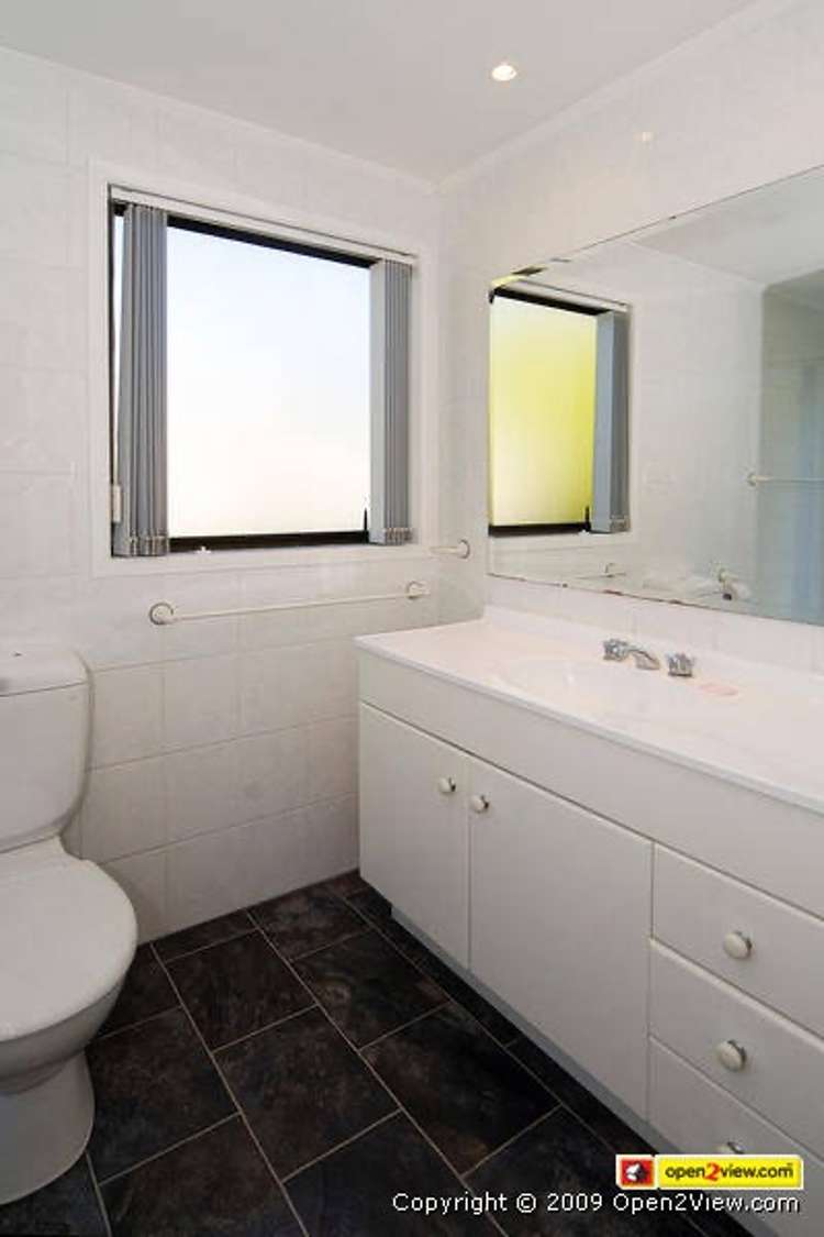 100 Arran Road Browns Bay_13