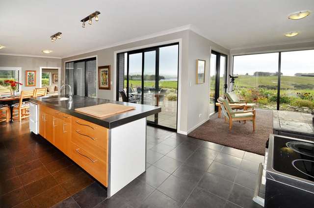 11 Liddells Road Taieri Mouth_2