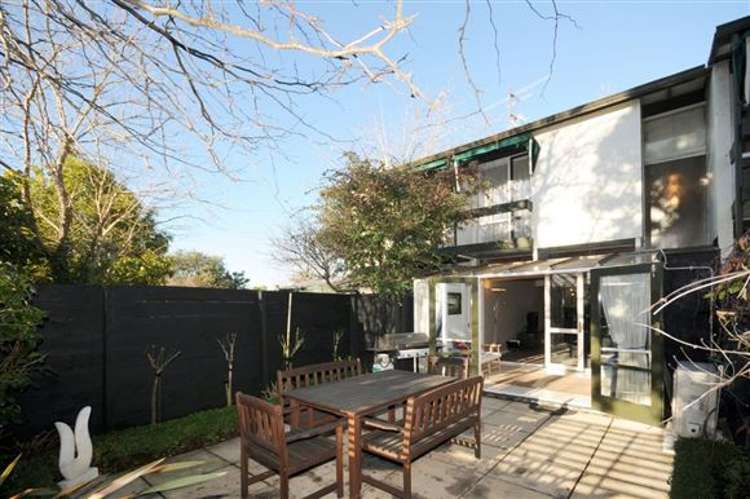 2/43 Fendalton Road_0