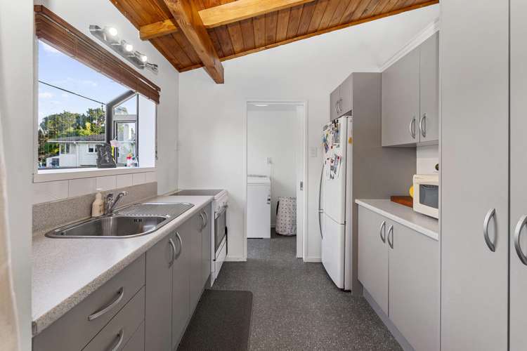 1/29 Tirimoana Road Te Atatu South_8