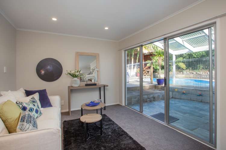 27 Puketitiro Street Glen Eden_15