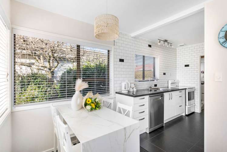 41 Mcannalley Street Manurewa_12