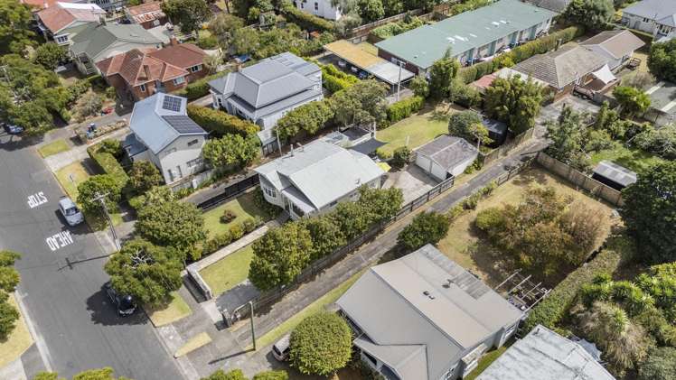 146 Grey Street Onehunga_32