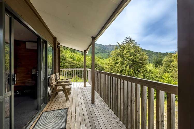 22 Acheron Heights Hanmer Springs_9