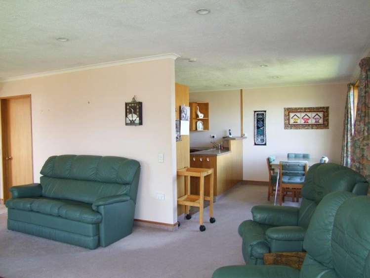 2 Duthie Street Milton_5