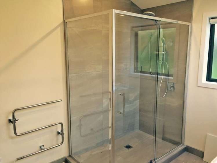 5/17a Eastglen Road Glen Eden_5