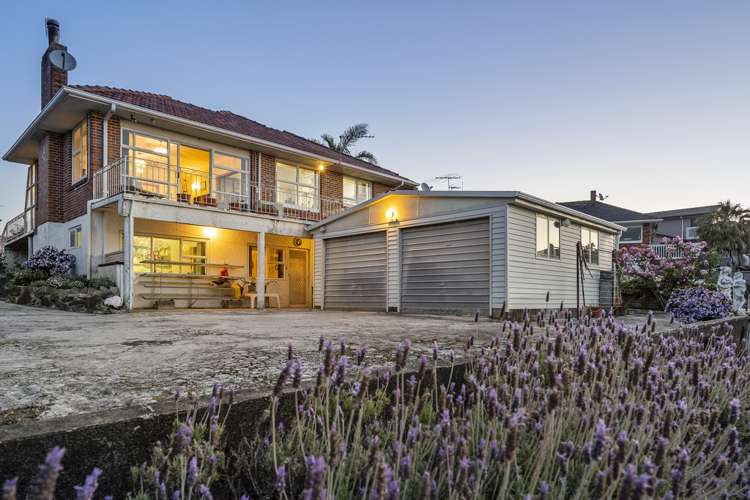 73 Bradbury Road Botany Downs_15