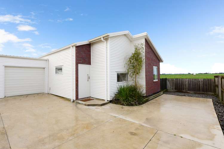 4/209 Tuhikaramea Road Dinsdale_17